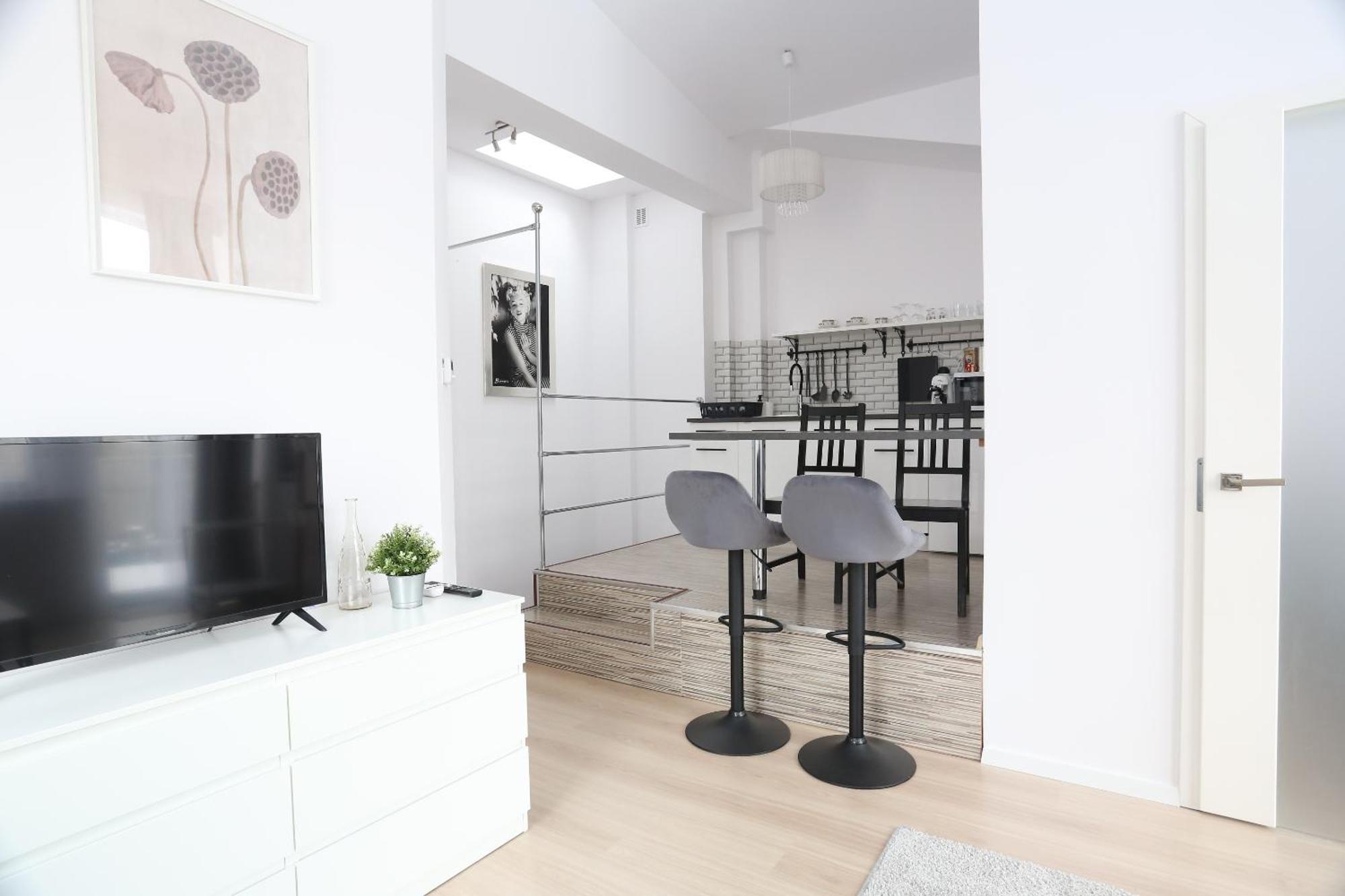 Fully-Furnished Apartment With Air Conditioning For Families, Cracow Old Town Cracovia Exterior foto