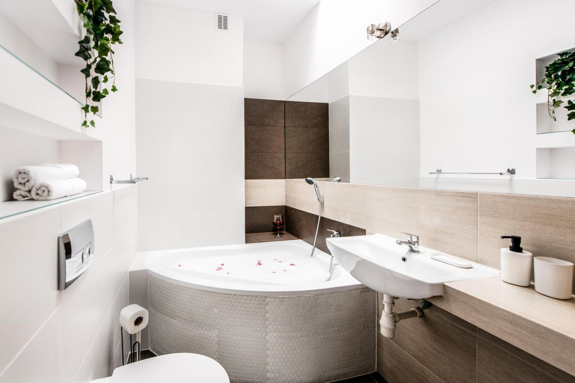 Fully-Furnished Apartment With Air Conditioning For Families, Cracow Old Town Cracovia Exterior foto